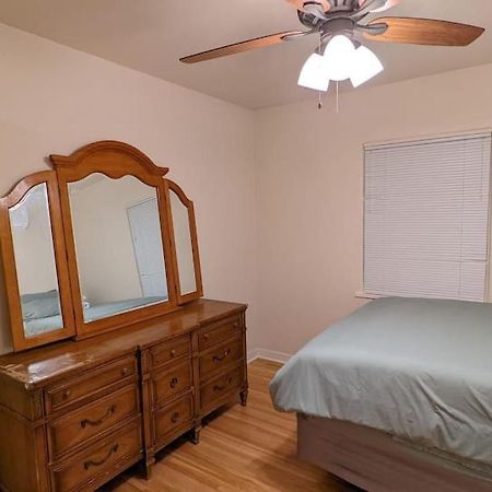 Amazing 2Br Home - Steps To Unm North Campus Albuquerque Exterior foto